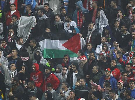 הדגלים האלה עברו בלי יותר מדי טענות (אלן שיבר)