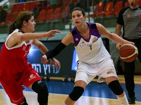 רמת השרון נעלמה במאני טיים. דורי (עודד קרני, מנהלת ליגת הנשים)