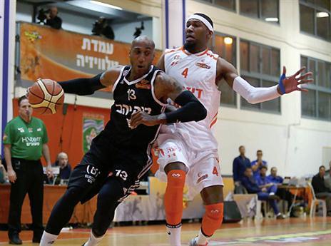 פתח בחמישיה והיה לא רע (צילום: אלן שיבר)