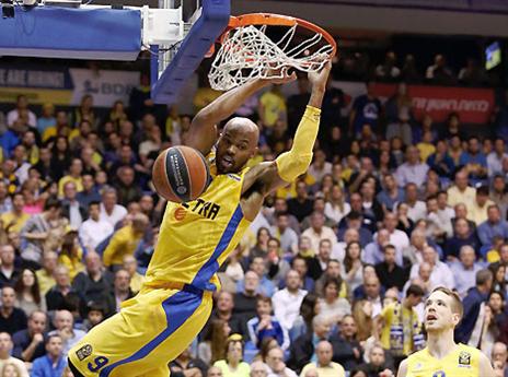 לא מפסיק להתעופף. טיוס (אלן שיבר)