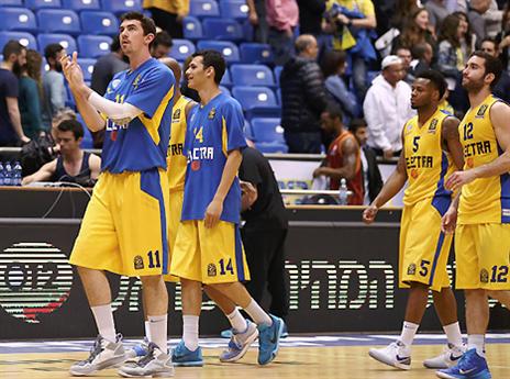 לפחות הצהובים סיימו את המשחק עם ניצחון (אלן שיבר)