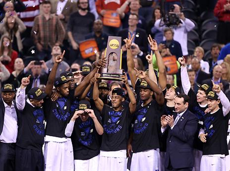 טבעת על כל אצבע. דיוק שוב אלופה (gettyimages)