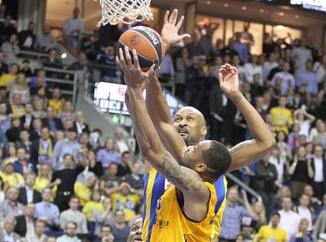 סמית' גם עשה הגנה (GETTYIMAGES)