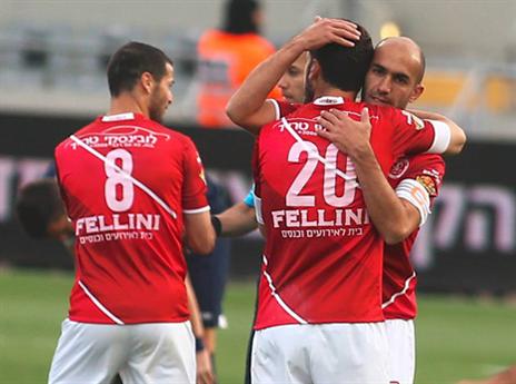 השיגו קצת נחת לאחרונה. שחקני הפועל (אלן שיבר)