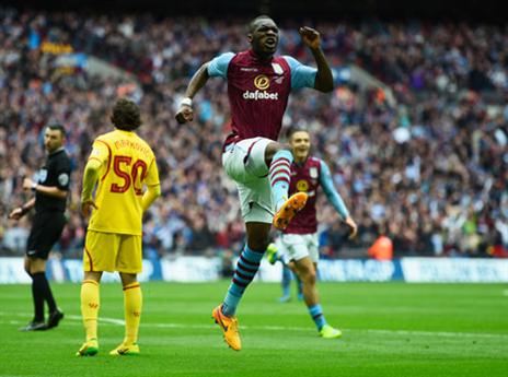 בנטקה שוב כבש מול ליברפול (getty)