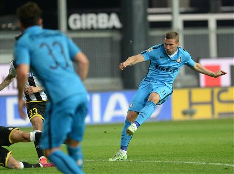 פודלסקי עלה מהספסל והביא ניצחון לאינטר (gettyimages)