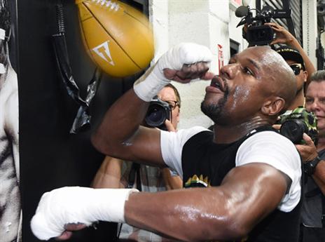 לעומת מייוות'ר.. (getty)