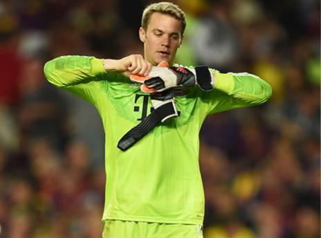 נוייר עוד החזיק מעמד 77 דקות (Getty)