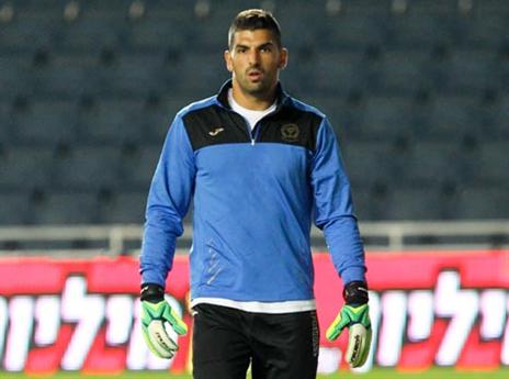 עשוי לרדת לספסל. הרוש (אלן שיבר)