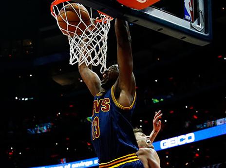 הופך את לאב למיותר? (getty)