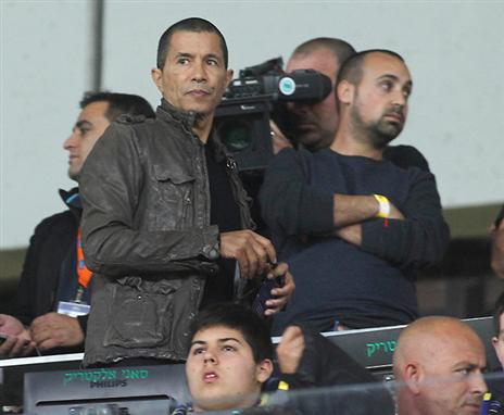 טביב. מריח כמו סוף עידן? (אלן שיבר)