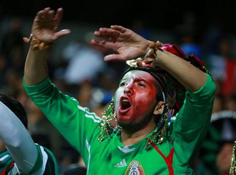 הטירוף ביציעים של מקסיקו לא עזר (gettyimages)