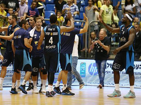 מכינים סנסציה? שחקני אילת (אלן שיבר)