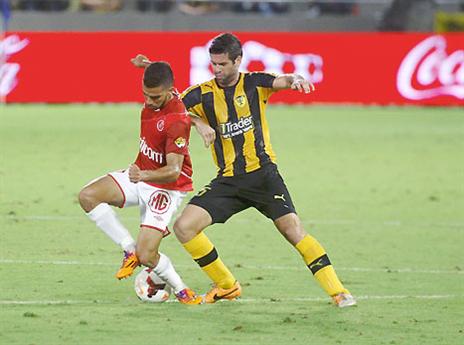 תמיד נלחם בשביל האוהדים, ארסו (צילום: אלן שיבר)