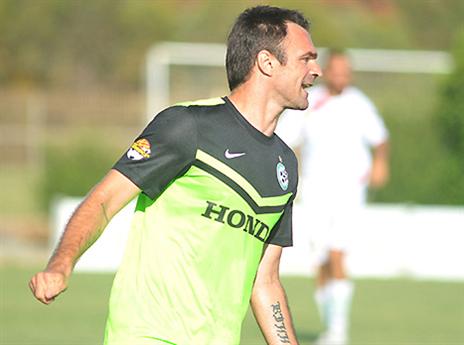 דרינצ'יץ'. האיש של חיפה באמצע (צילום: אתר רשמי מכבי חיפה)