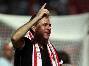 יחזור לאדומים? גוטמן (אלן שיבר)