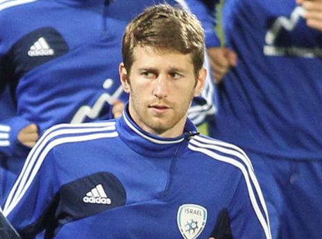 ייני חזר לסגל (אלן שיבר)