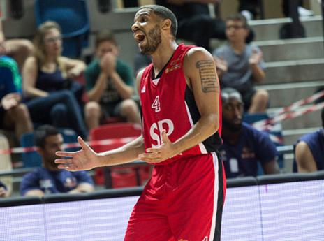 קלע 24 נקודות. באטל (עודד קרני)