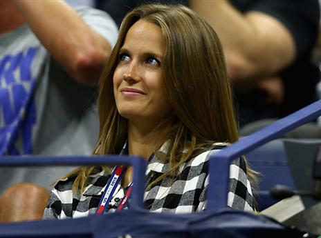 אוטוטו מגיע הנכד. הכלה קים סירס (gettyimages)