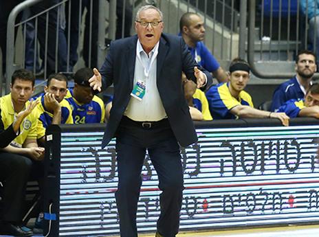 צביקה שרף נשם לרווחה בסיום (אלן שיבר)