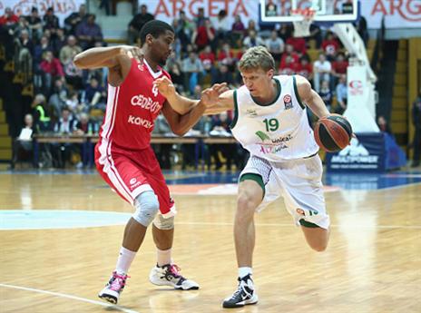 וויט מול קוזמינסקאס. לא כוחות (getty)