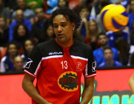 האלופה התקרבה לגמר (איגוד הכדורעף)