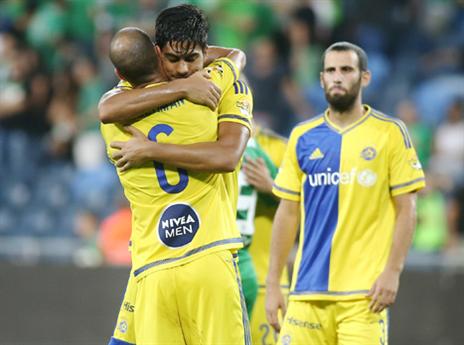 פרץ מקבל אהבה. הגעת מדוניאנין פגעה בו? (יוסי שקל)