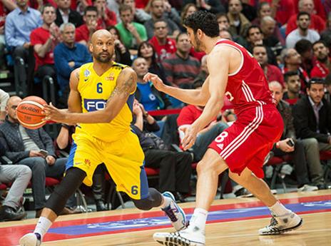 יחסר לצהובים. סמית' (עודד קרני)