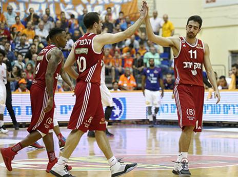 שחקני ירושלים מרוצים (אלן שיבר)