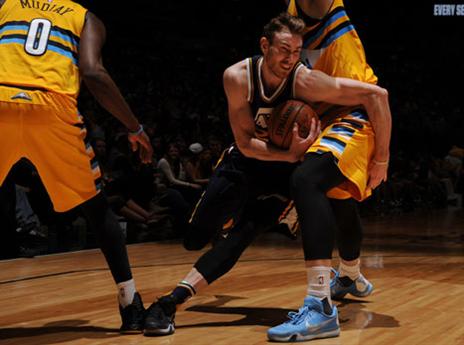 היוורד מיוטה מנסה להשתחל לפלייאוף (GETTY)