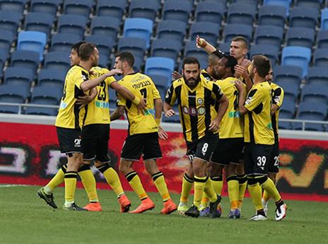 תקציב גבוה כבר בלאומית. שחקני נתניה (צילום: יוסי שקל)