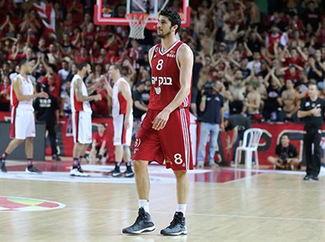 אליהו. לבדו הוא לא יכול להחזיק את הפועל י-ם (אלן שיבר)