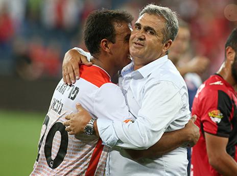 אלי כהן יכול לחגוג (יוסי שקל)