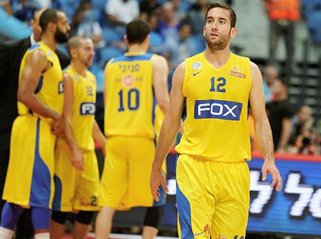 מכבי ת"א איבדה את הראש ברגעי ההכרעה (צילום: אלן שיבר)