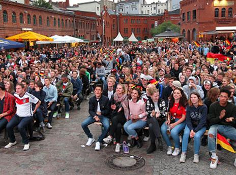 אם יתייחסו לאוהדים כצרכני תרבות נראה מציאות אחרת? (gettyimages)