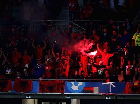 הקהל האלבני יחגוג כל הלילה (getty)