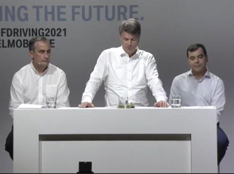 הנציגים ברגע ההכרזה