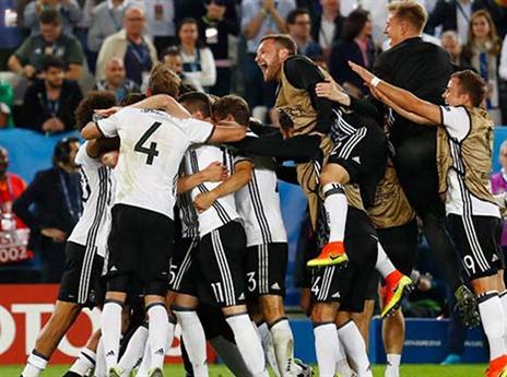 חגיגה של גרמניה בסיום