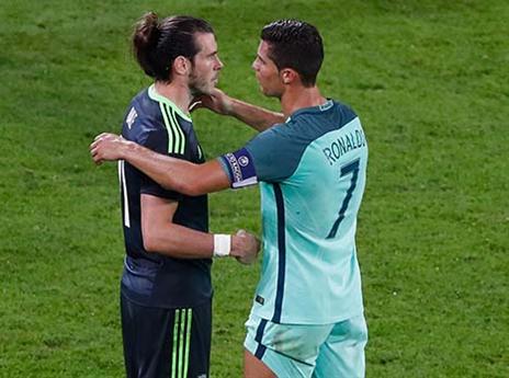 רונאלדו ניחם את בייל (getty)