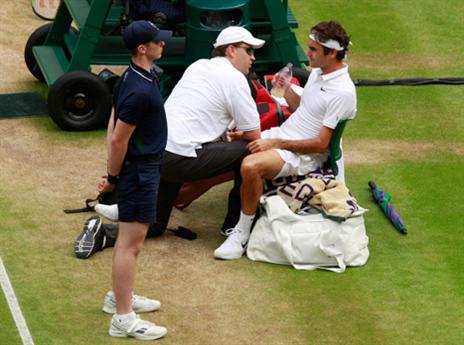הפציעה של פדרר בטח לא תרמה לו (getty)