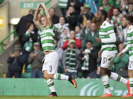 גריפית' חוגג את השער (getty)