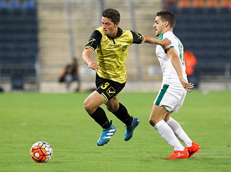 "האף של קלטינס לא הולך ימינה ולא שמאלה" (צילום: דני מרון)