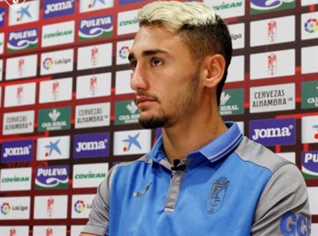 הופעת בכורה לא רעה. אצילי