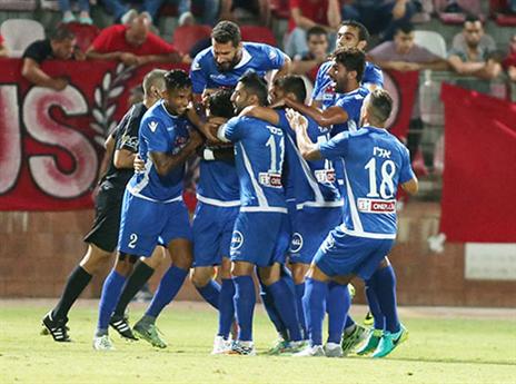 שער בכורה, רומן (יוסי שקל)