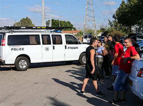 כוחות משטרה הגיעו להפריד בין הניצים (דני מרון)