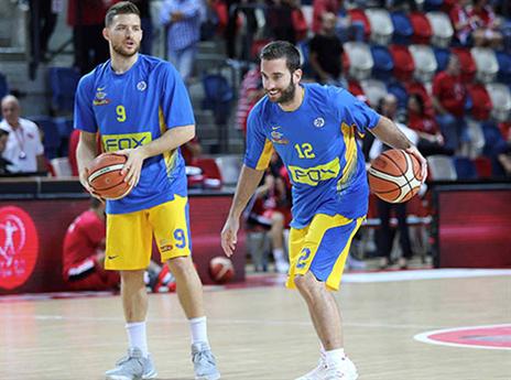 מקל ואוחיון בחימום אחרון (צילום: אלן שיבר)