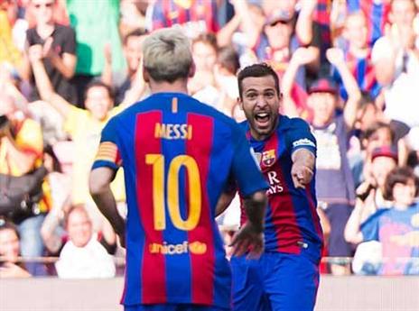 החלים. ג'ורדי אלבה (Getty)