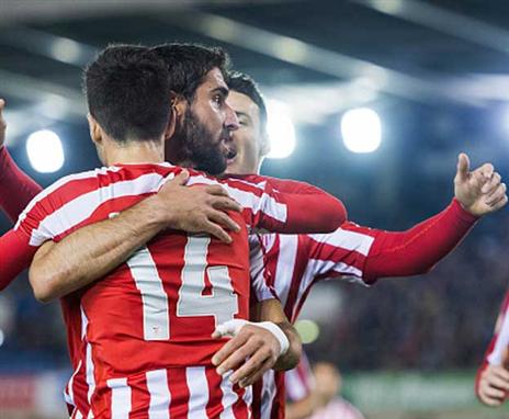 3 שערים במחצית הראשונה (Getty)