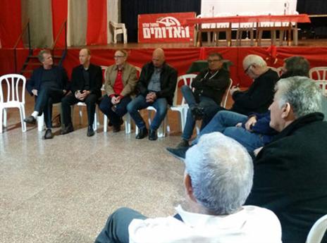 הנאמנים בשיחה עם האוהדים. "ההתחייבויות - 7 מיליון ש"ח במינימום"