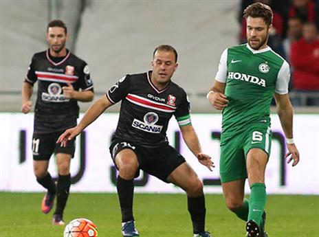 מצטיין בתחומו. חלאיילה (יוסי שקל)